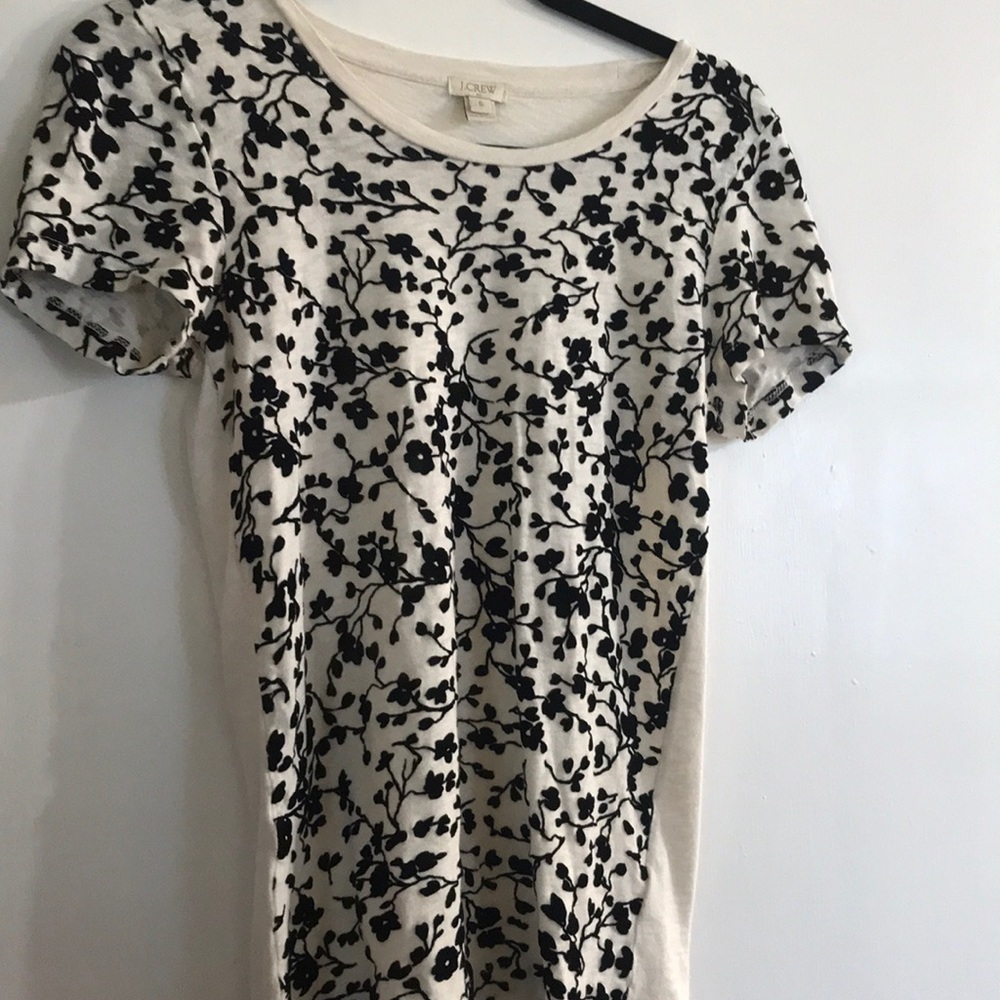 Crew colored Jcrew short sleeve  w velvet details